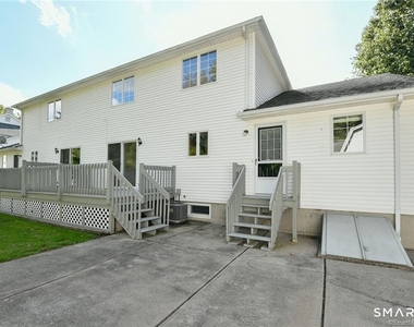 16 Harold Road - Photo Thumbnail 32