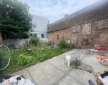 Irving Ave, Gates Ave - Photo Thumbnail 13