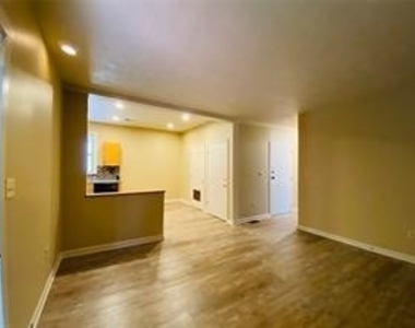 138 Merrimac Street - Photo Thumbnail 15