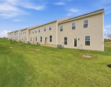 1007 Darcy Dr - Photo Thumbnail 20
