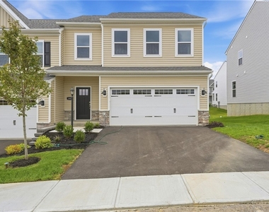 1007 Darcy Dr - Photo Thumbnail 1