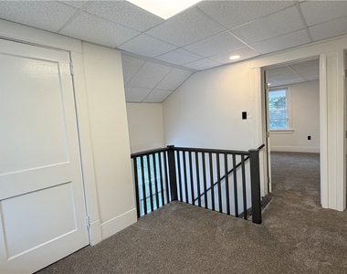514 Railroad St - Photo Thumbnail 9