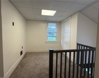 514 Railroad St - Photo Thumbnail 8