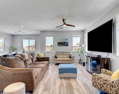 10840 Woods Hole Bay Street - Photo Thumbnail 16