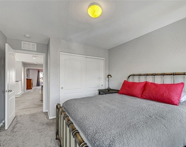 10840 Woods Hole Bay Street - Photo Thumbnail 36