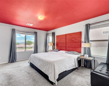 10840 Woods Hole Bay Street - Photo Thumbnail 23