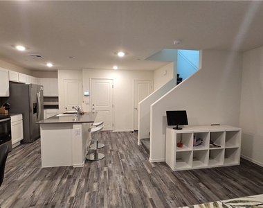 4979 Sage Mesa Avenue - Photo Thumbnail 2