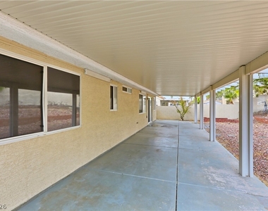 126 Grandview Drive - Photo Thumbnail 23