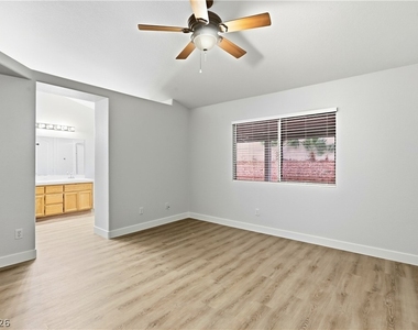 126 Grandview Drive - Photo Thumbnail 12