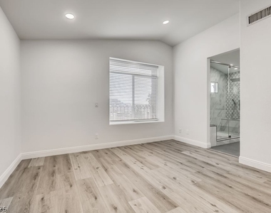 1601 Vespertina Court - Photo Thumbnail 15