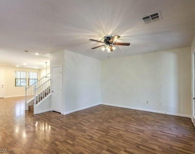 5442 Nettle Way - Photo Thumbnail 9