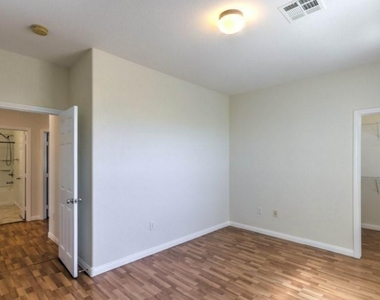 5442 Nettle Way - Photo Thumbnail 18