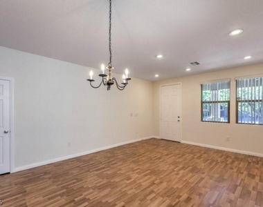 5442 Nettle Way - Photo Thumbnail 8