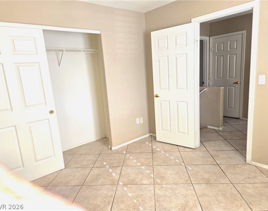 11008 Linden Leaf Avenue - Photo Thumbnail 18