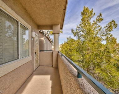 2000 Quartz Cliff Street - Photo Thumbnail 2
