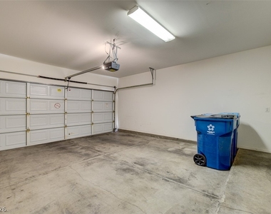 2000 Quartz Cliff Street - Photo Thumbnail 32
