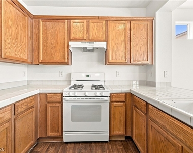 5887 Lustrous Court - Photo Thumbnail 17