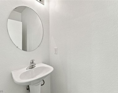 5887 Lustrous Court - Photo Thumbnail 16