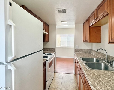 5447 Retablo Avenue - Photo Thumbnail 5