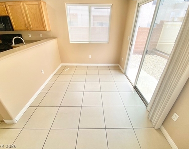 6327 Blue Twilight Court - Photo Thumbnail 4
