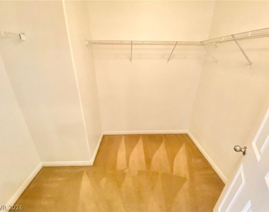 6327 Blue Twilight Court - Photo Thumbnail 16