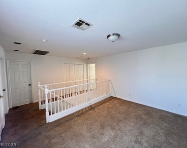 1513 Homeward Cloud Avenue - Photo Thumbnail 4