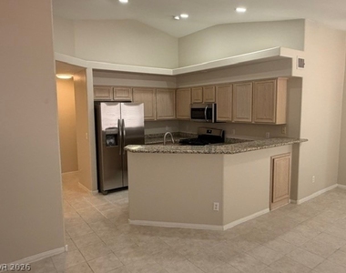 334 Manti Place - Photo Thumbnail 5