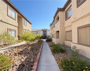 8725 Flamingo Road - Photo Thumbnail 14