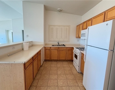 8725 Flamingo Road - Photo Thumbnail 13