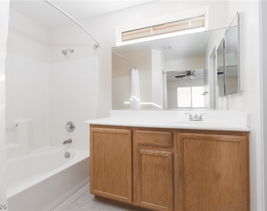 7880 Millbrookshire Way - Photo Thumbnail 14