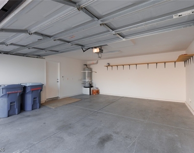 7880 Millbrookshire Way - Photo Thumbnail 16