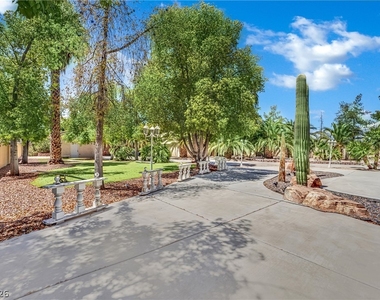 1250 Shadow Lane - Photo Thumbnail 39