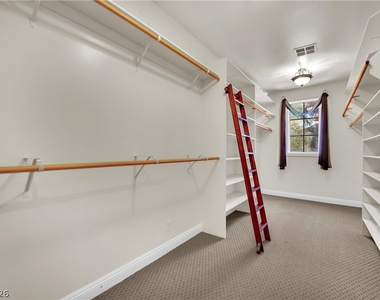 1250 Shadow Lane - Photo Thumbnail 24
