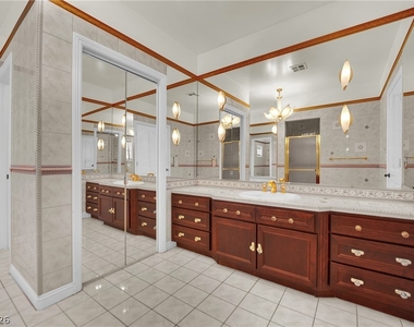 1250 Shadow Lane - Photo Thumbnail 21