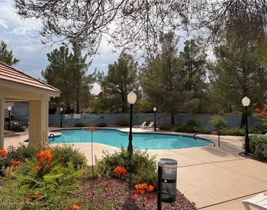 3425 Yorkminster Street - Photo Thumbnail 17