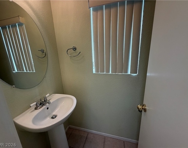 3425 Yorkminster Street - Photo Thumbnail 9