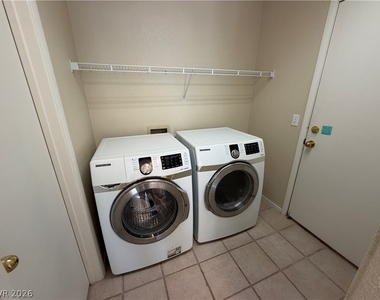 3425 Yorkminster Street - Photo Thumbnail 8