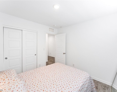 6252 Foxes Dale Street - Photo Thumbnail 24