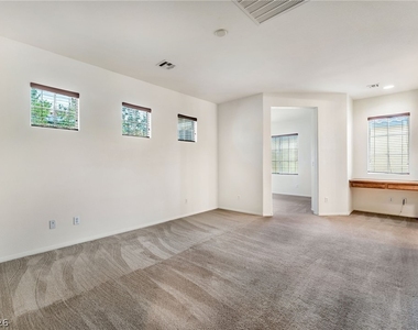 9333 Indian Cane Avenue - Photo Thumbnail 8
