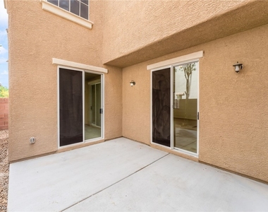9333 Indian Cane Avenue - Photo Thumbnail 18