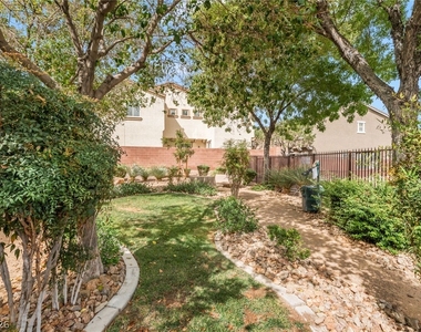 9333 Indian Cane Avenue - Photo Thumbnail 21