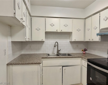 575 S Royal Crest Circle - Photo Thumbnail 14