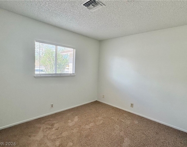 1625 Crest Haven Avenue - Photo Thumbnail 7