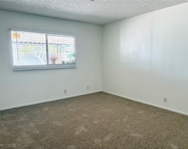 1625 Crest Haven Avenue - Photo Thumbnail 6