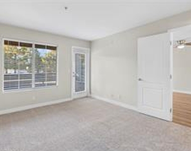 2130 Sealion Drive - Photo Thumbnail 9