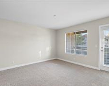 2130 Sealion Drive - Photo Thumbnail 8
