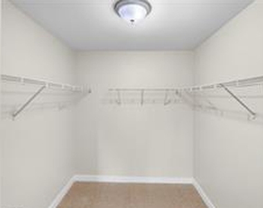 2130 Sealion Drive - Photo Thumbnail 11
