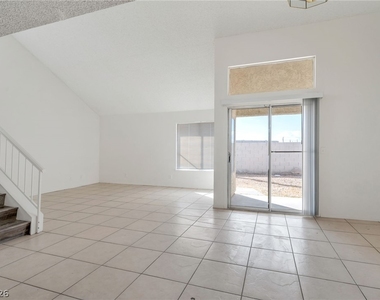 4427 Faberge Avenue - Photo Thumbnail 1