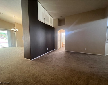 2489 Sedona Cedar Avenue - Photo Thumbnail 13
