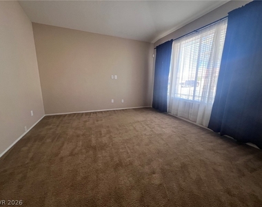 2489 Sedona Cedar Avenue - Photo Thumbnail 7